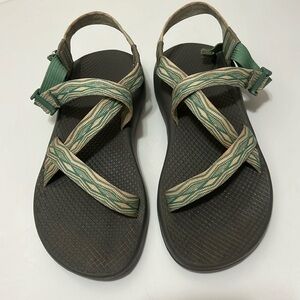 Chaco sandals women’s size 9 . Great condition